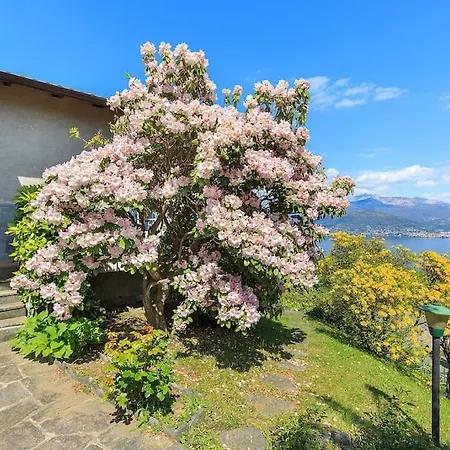 Lovely With Amazing Views! - Casa Laura Сasa de vacaciones Stresa