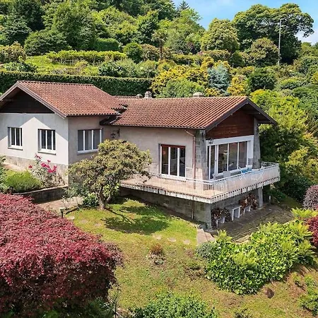 Сasa de vacaciones Lovely With Amazing Views! - Casa Laura Stresa